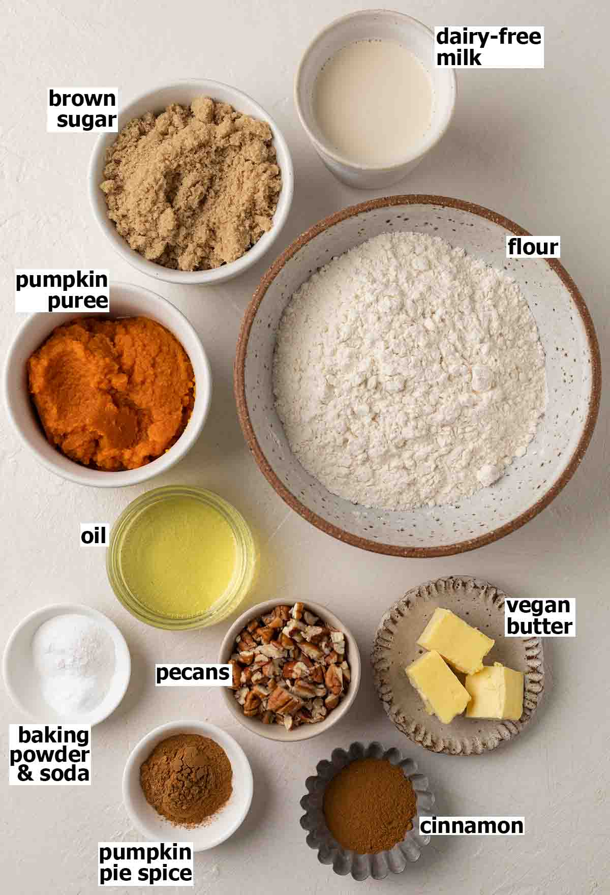 Flatlay of ingredients for the pumpkin cake.